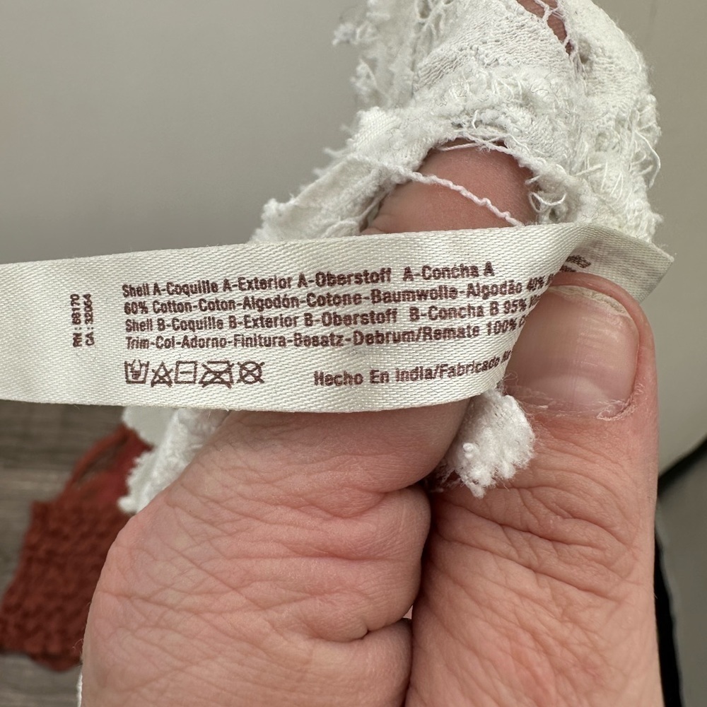 Free People (two) Adella lace bras. XS - Picture 4 of 9